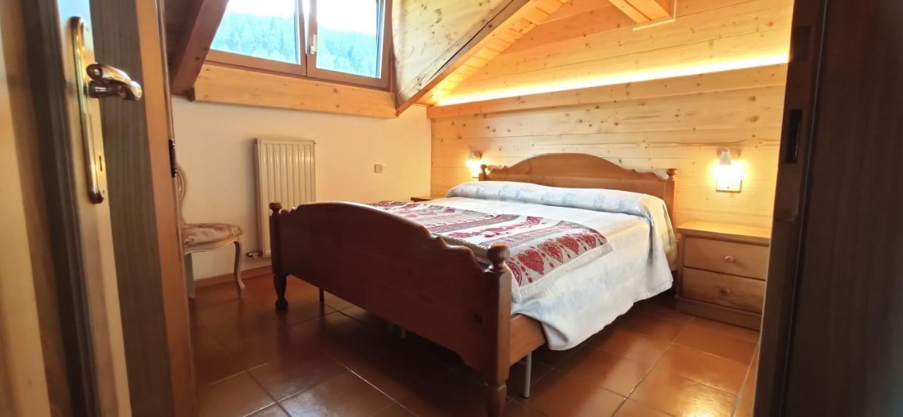 ディマーロMansarda A Carciato, Trilocale In Montagnaアパートメント エクステリア 写真
